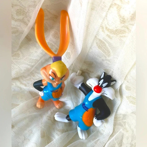 Tune Squad Action Figures Set of 2 toy figurines - Picture 5 of 5